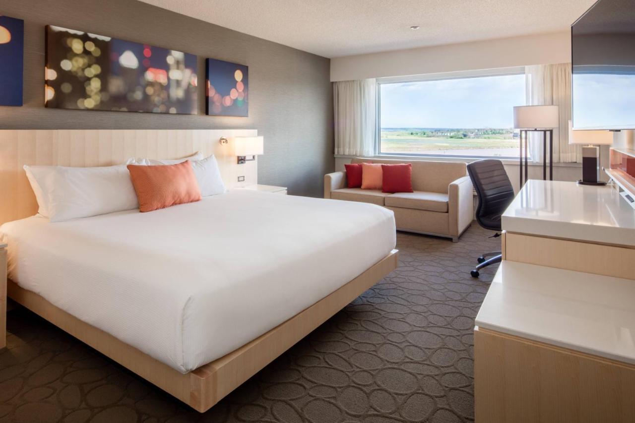 Delta Hotels by Marriott Beausejour Moncton Exteriör bild