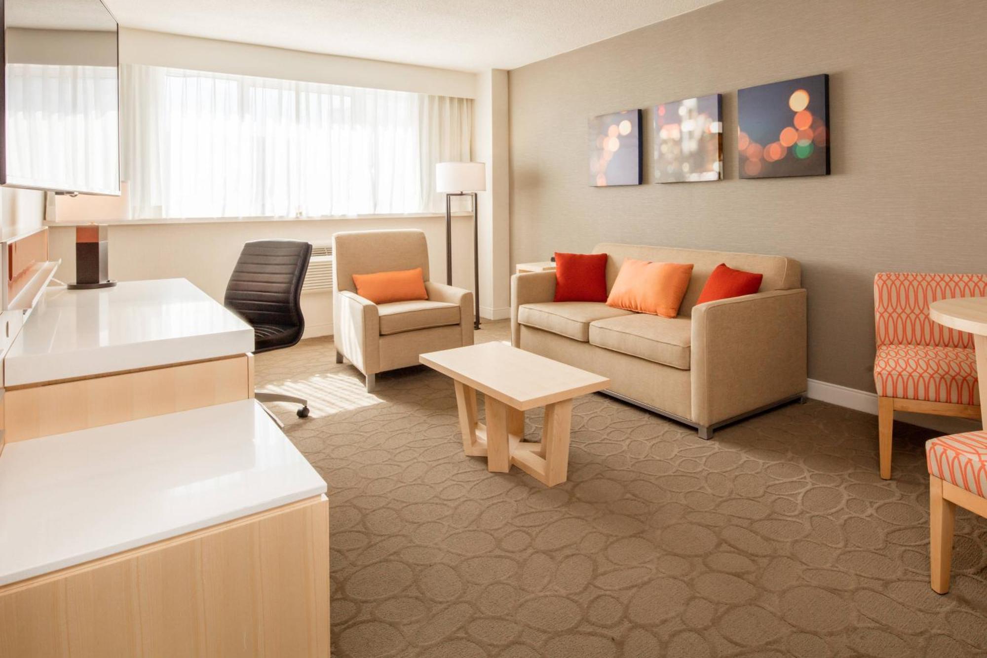 Delta Hotels by Marriott Beausejour Moncton Exteriör bild