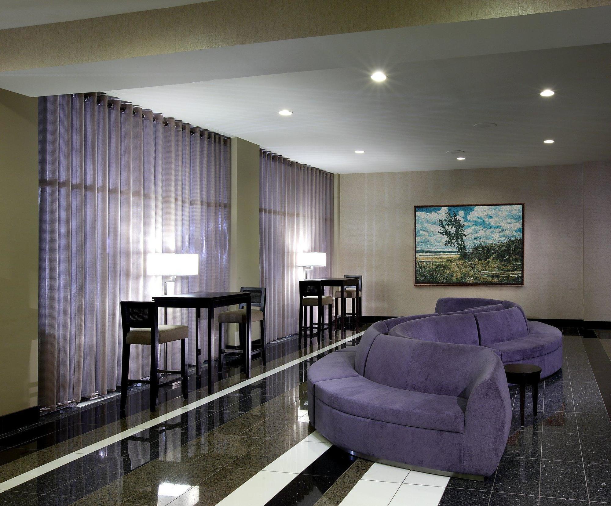 Delta Hotels by Marriott Beausejour Moncton Exteriör bild